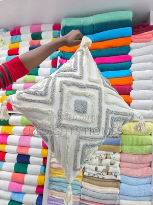 Fancy Tufted/Boho Throw Pillow Covers With Tassels_sk