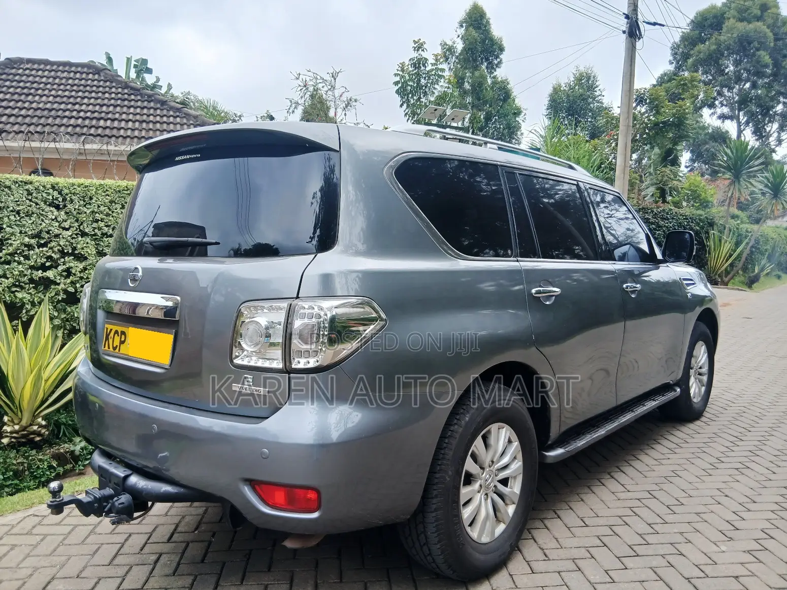 Nissan Patrol 2017 Silver