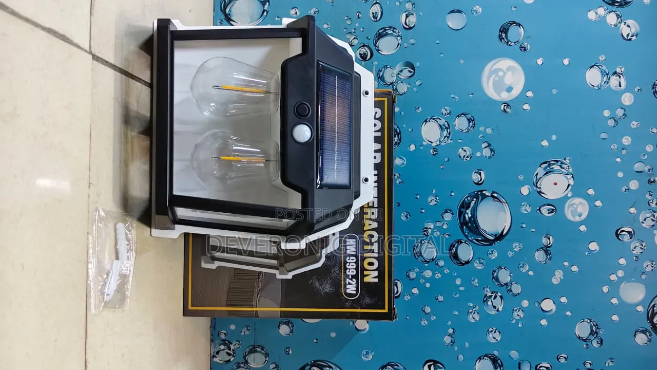 *Two Bulb Solar Interaction Wall Lamp Solar Powered. * Motion Sensor.