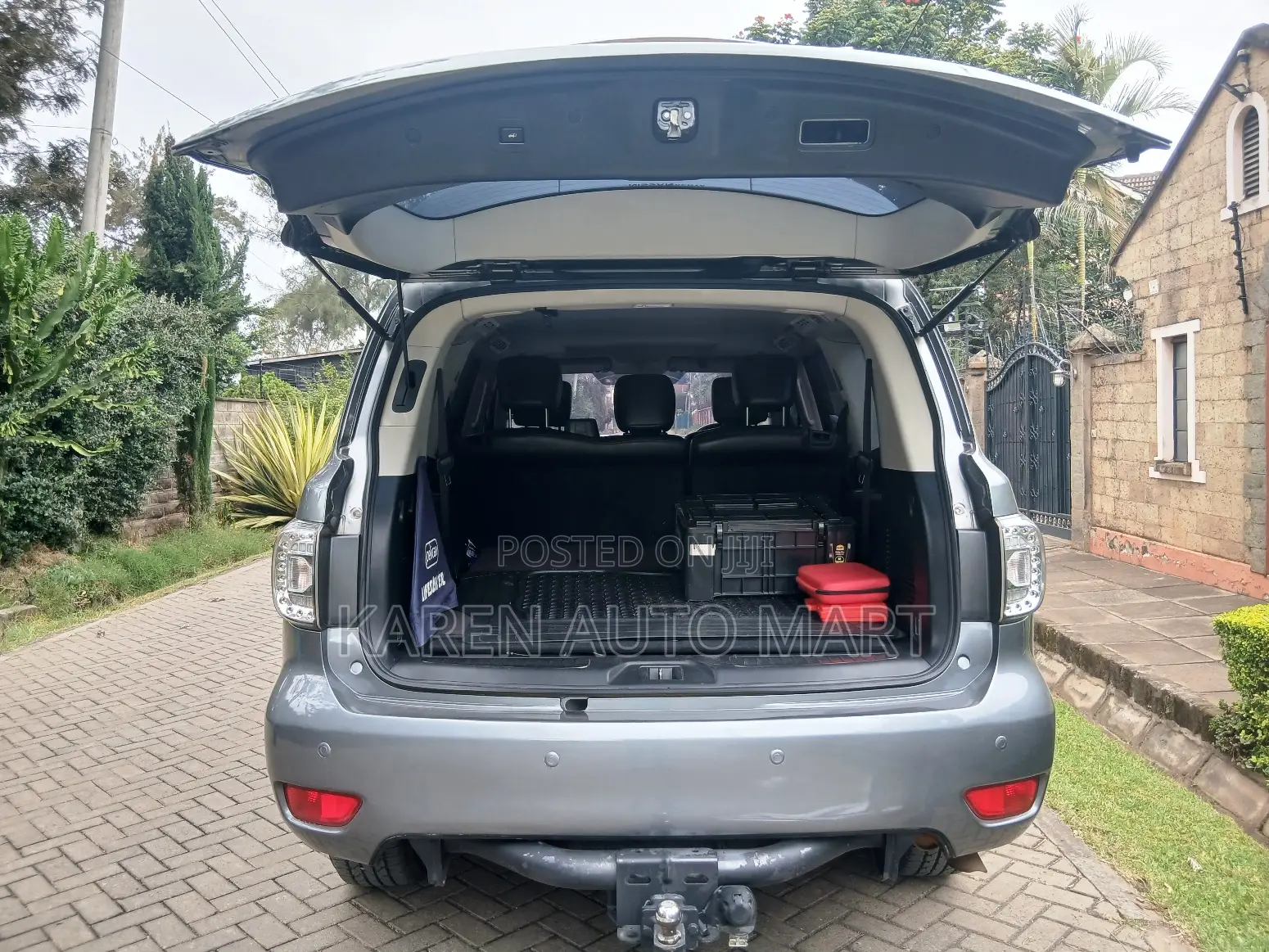 Nissan Patrol 2017 Silver