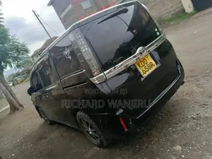 Toyota Voxy 2015 Black