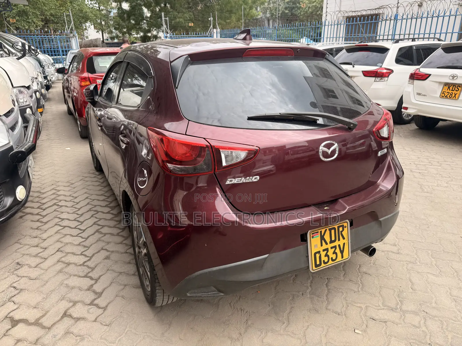 Mazda Demio 2016 Maroon