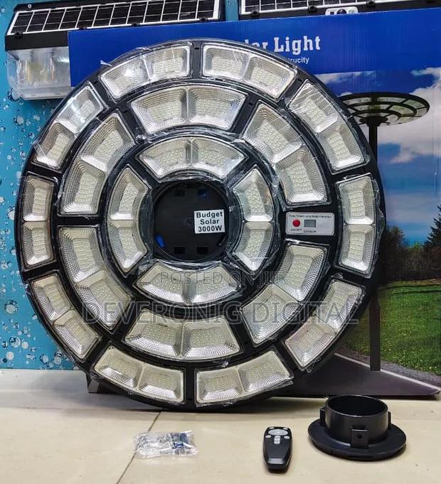 *3000watts High Quality Ufo Solar Round Street Light* - thumbnail 2