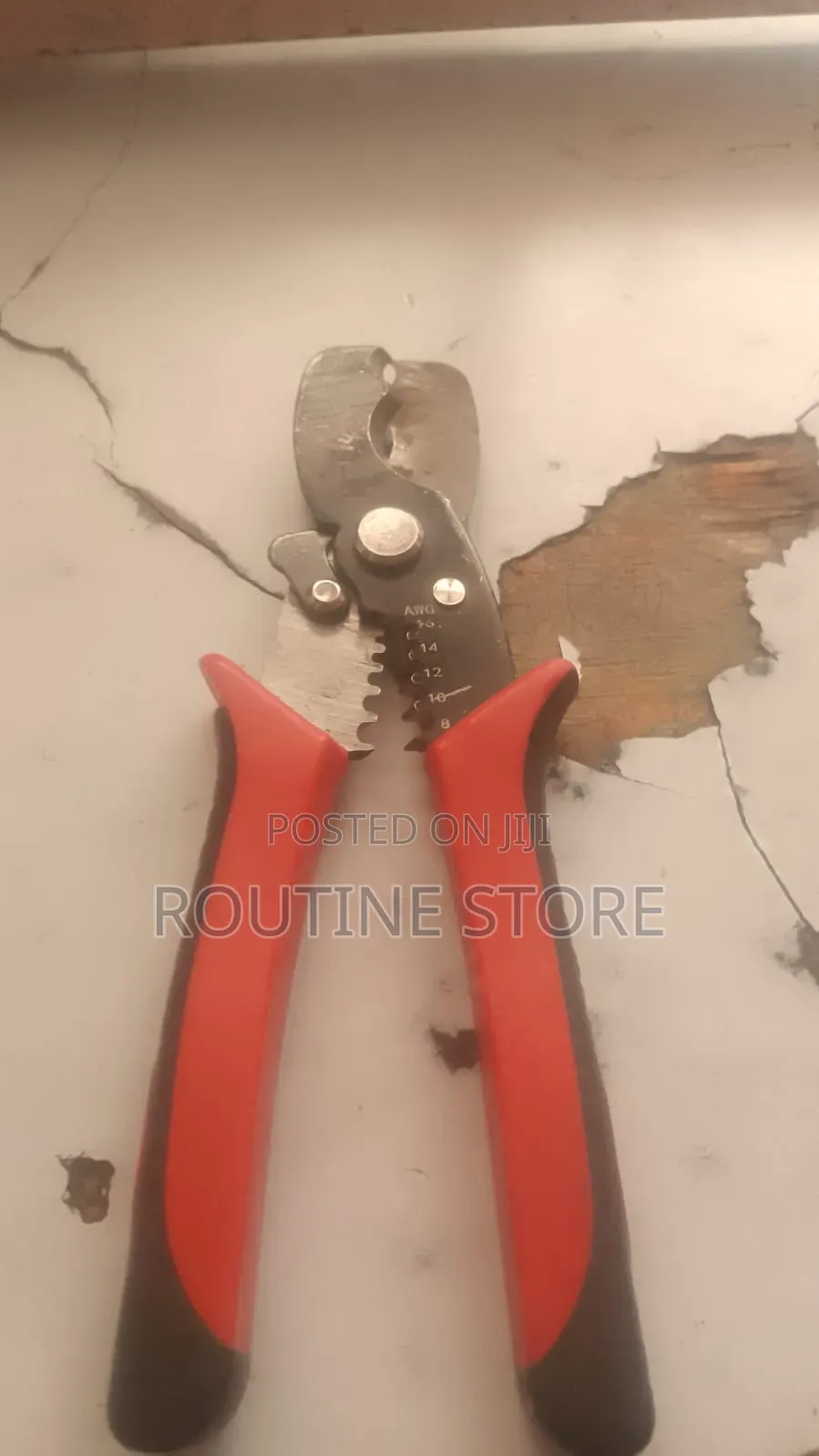Pliers Cutting Tool