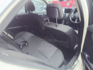 Mercedes-Benz C200 2011 White