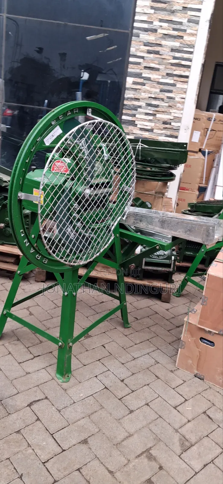 Chaff Cutter Machine – Professional Farm Chopping Machine