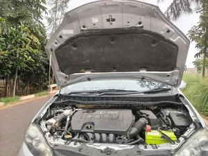 Toyota Wish 2013 Silver