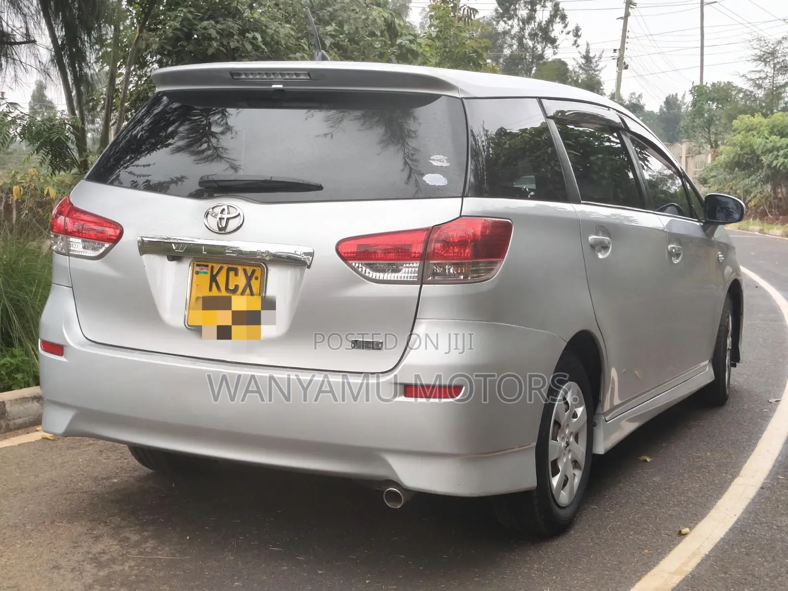 Toyota Wish 2013 Silver