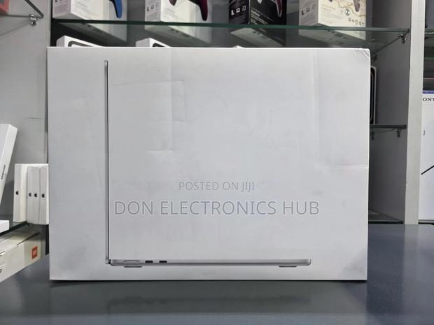 New Laptop Apple MacBook Air 16GB Apple M5 SSD 512GB