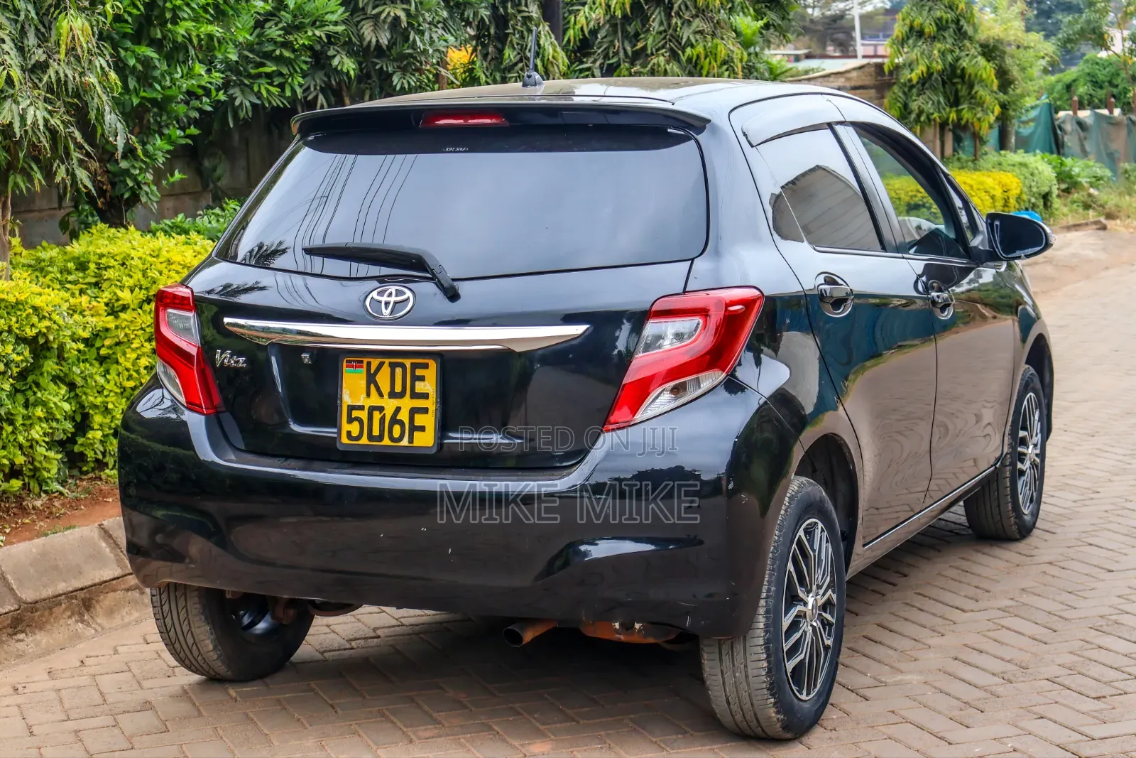 Toyota Vitz 2014 Black