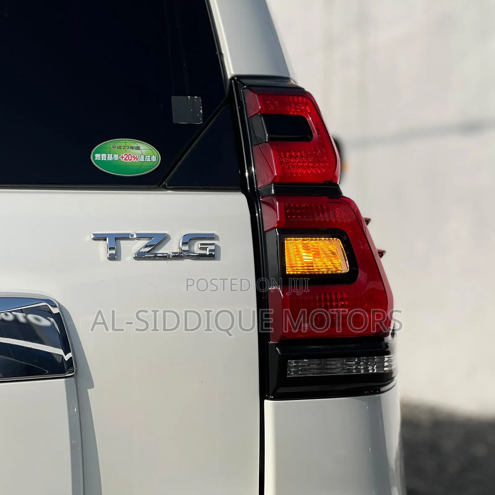 Toyota Land Cruiser Prado 2.8 2019 White