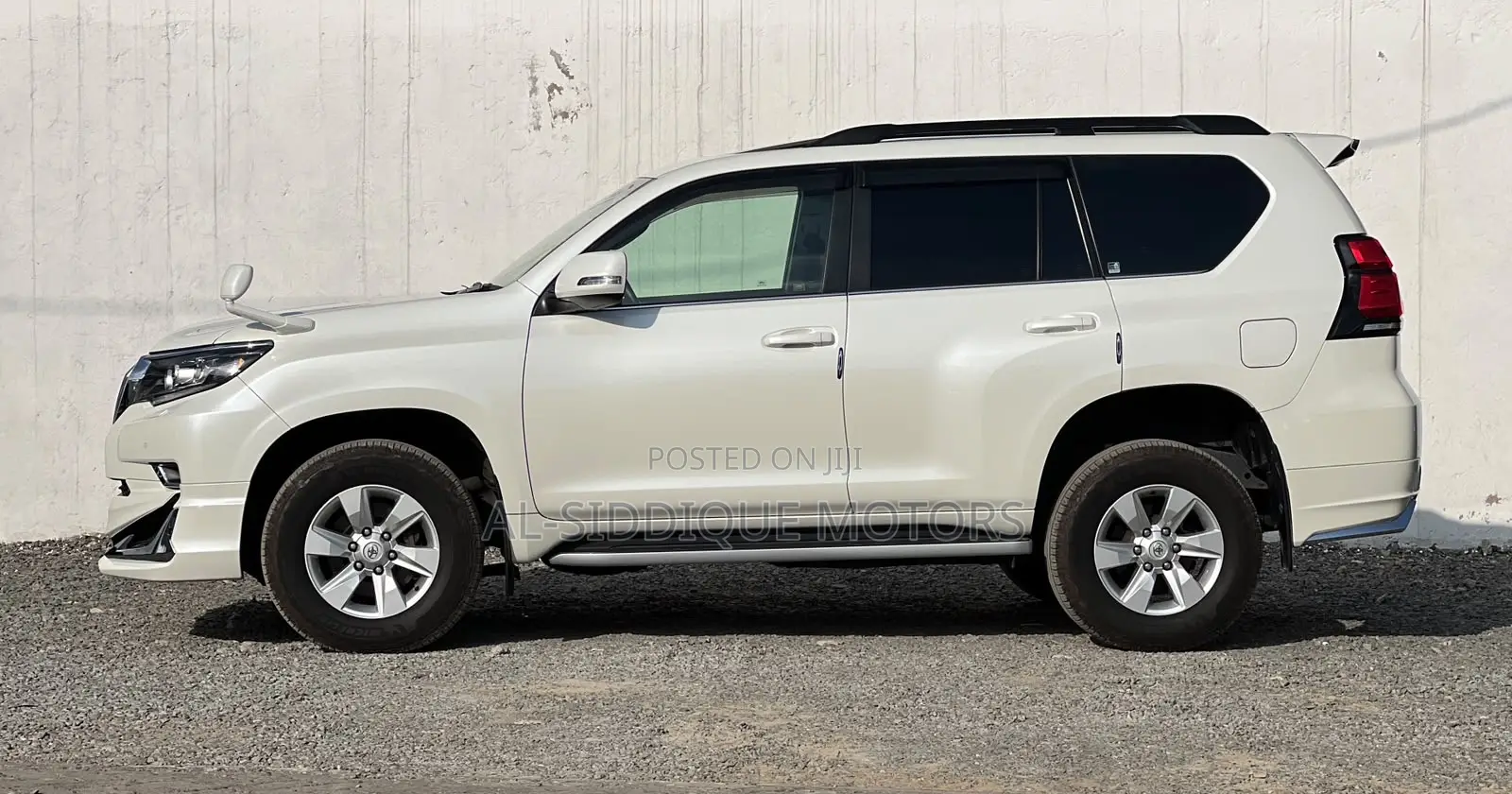 Toyota Land Cruiser Prado 2.8 2019 White