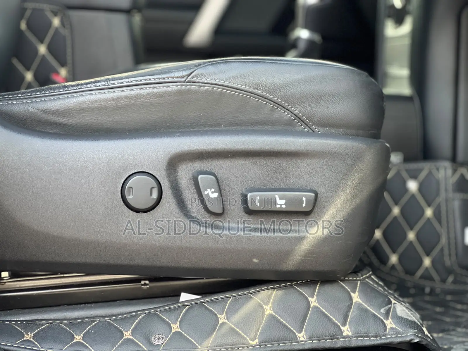 Toyota Land Cruiser Prado 2.8 2019 White