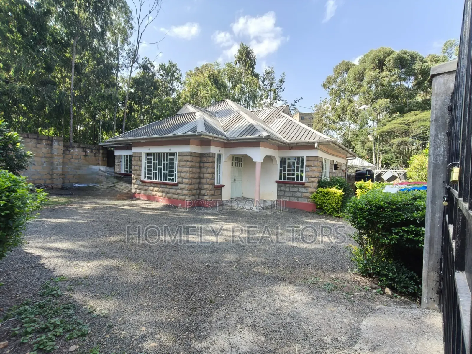 3bdrm Bungalow in Ongata Rongai, Rimpa for sale