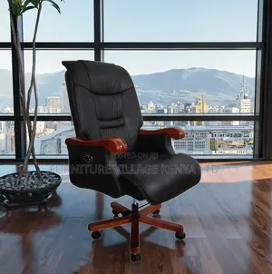 Executive Leathered Chair With Wooden Handrest