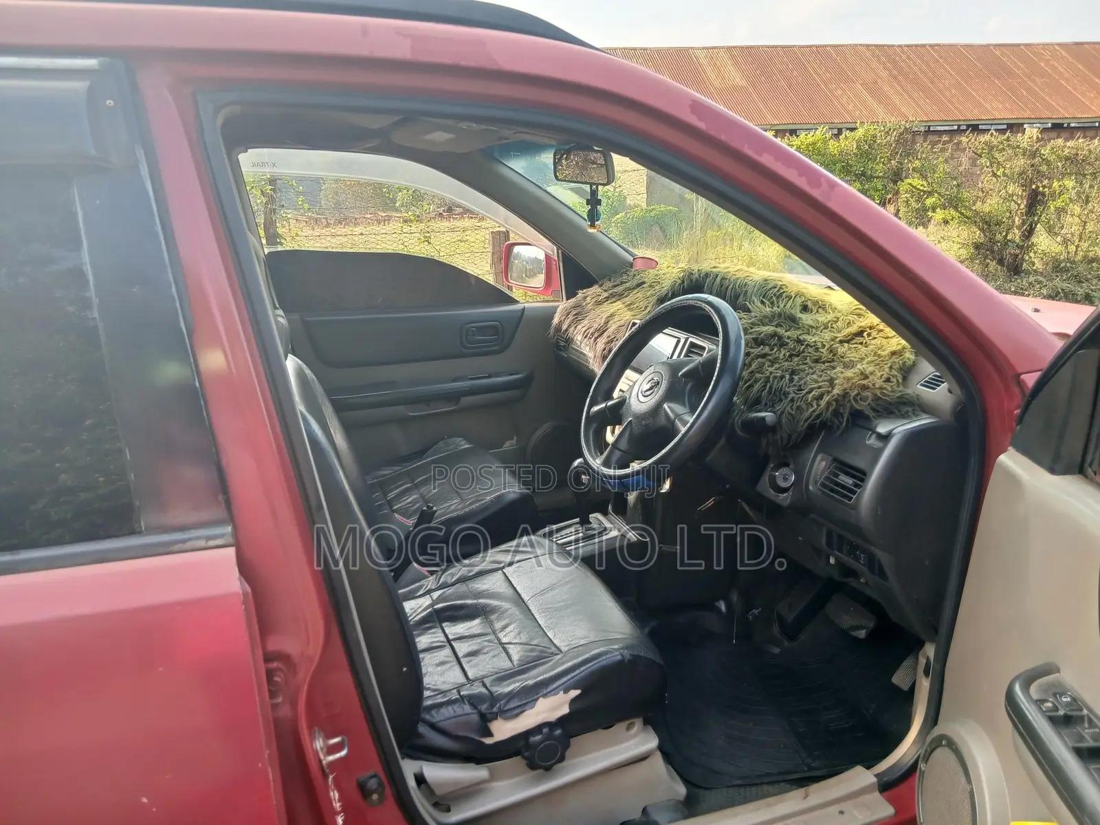 Nissan X-Trail 2005 Red