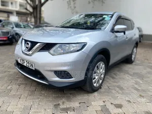 Nissan X-Trail 2016 Silver