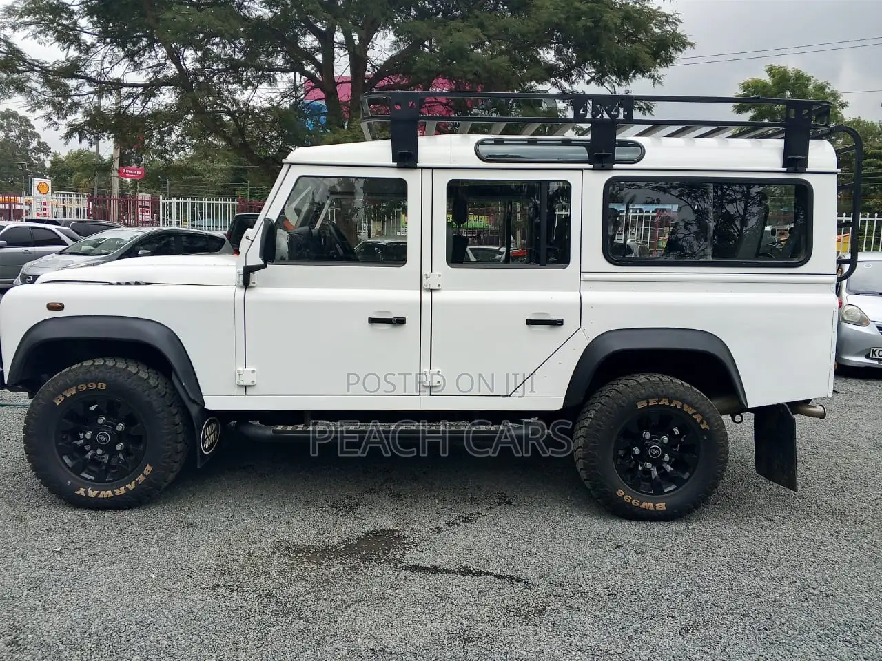 Land Rover Defender 2011 White