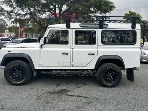 Land Rover Defender 2011 White