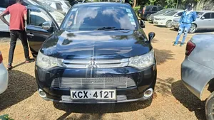 Mitsubishi Outlander 2012 Black