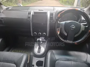 Nissan X-Trail 2011 White