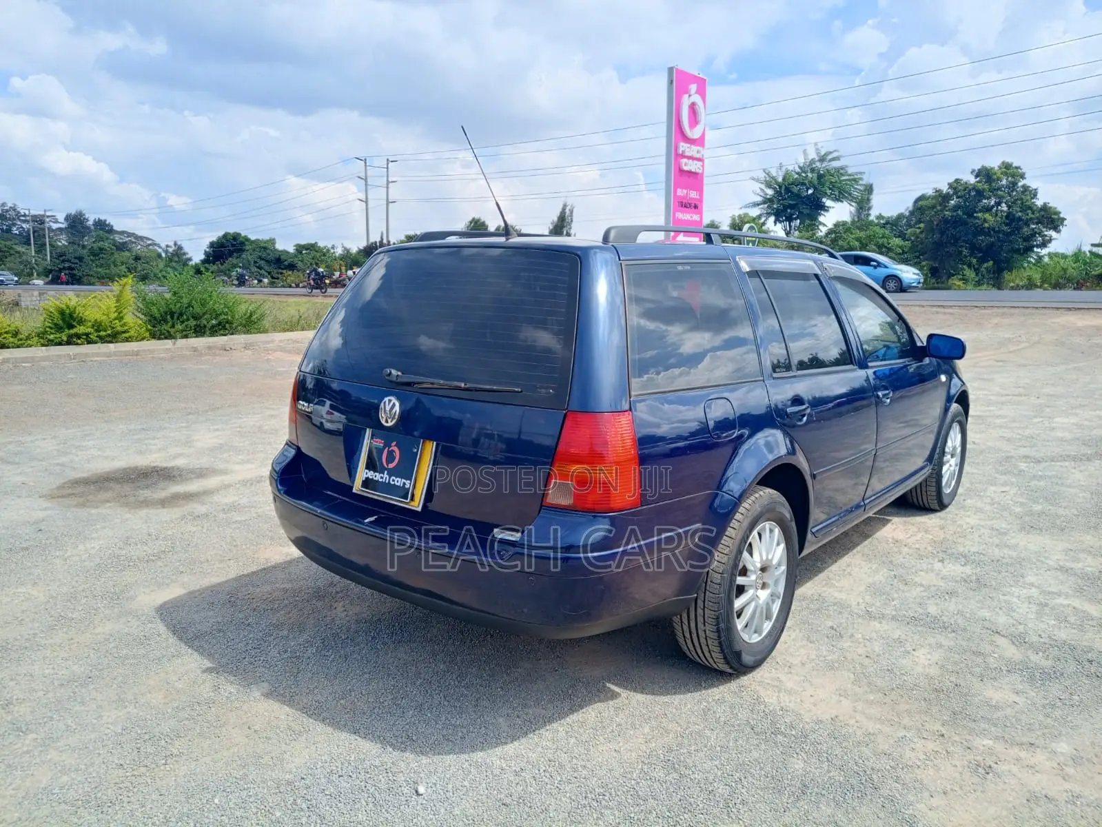 Volkswagen Golf 2005 Blue