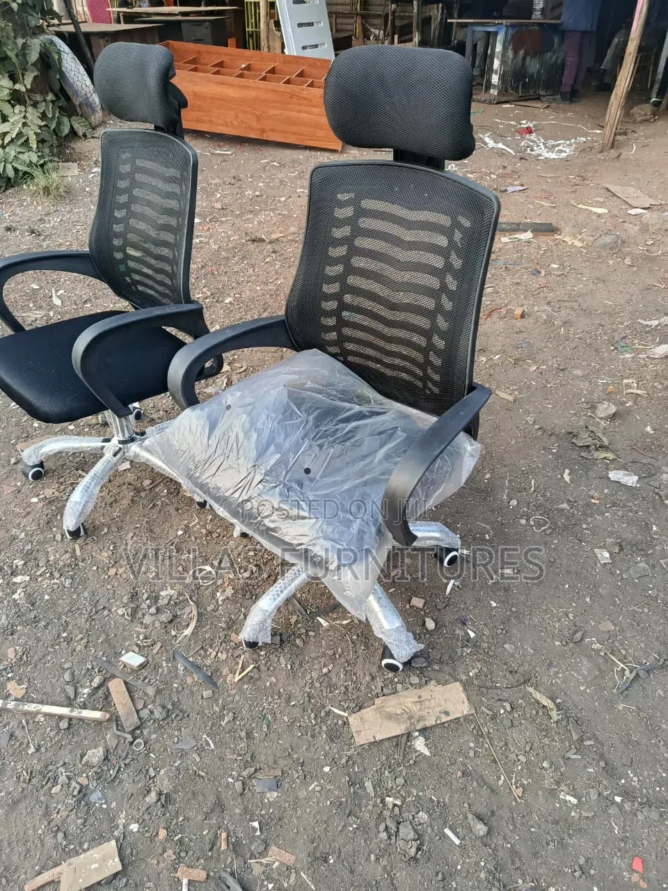 Upgrade Your Working Area With Office Chair With Headrest