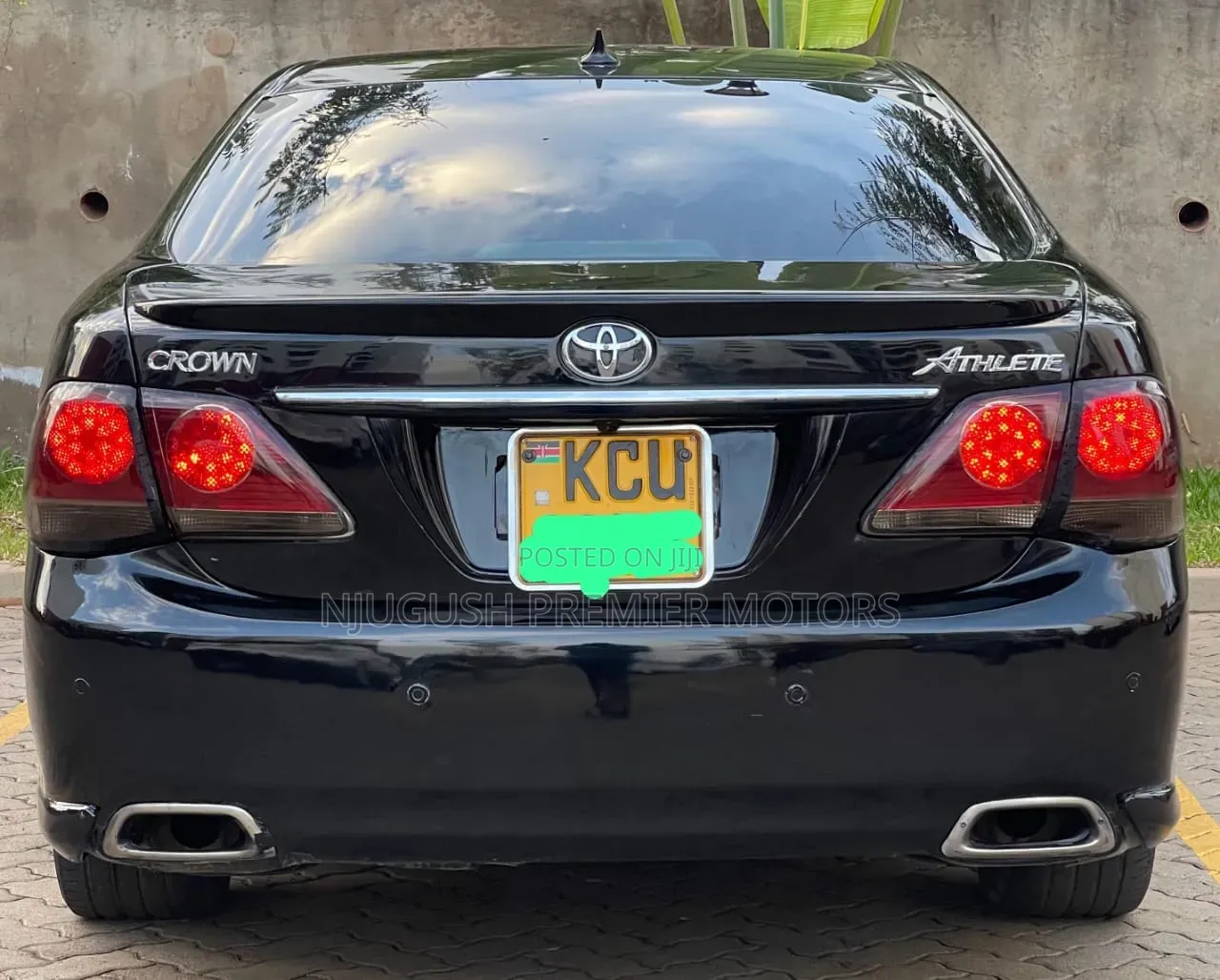 Toyota Crown 2012 Black