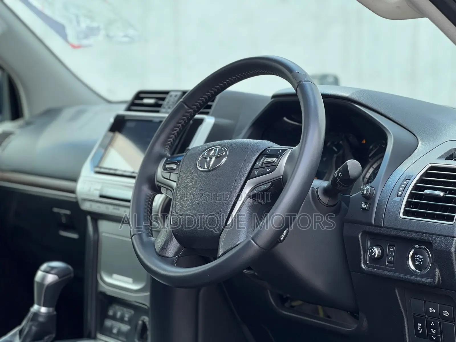 Toyota Land Cruiser Prado 2.8 2019 Black
