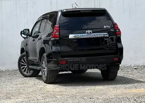 Toyota Land Cruiser Prado 2.8 2019 Black