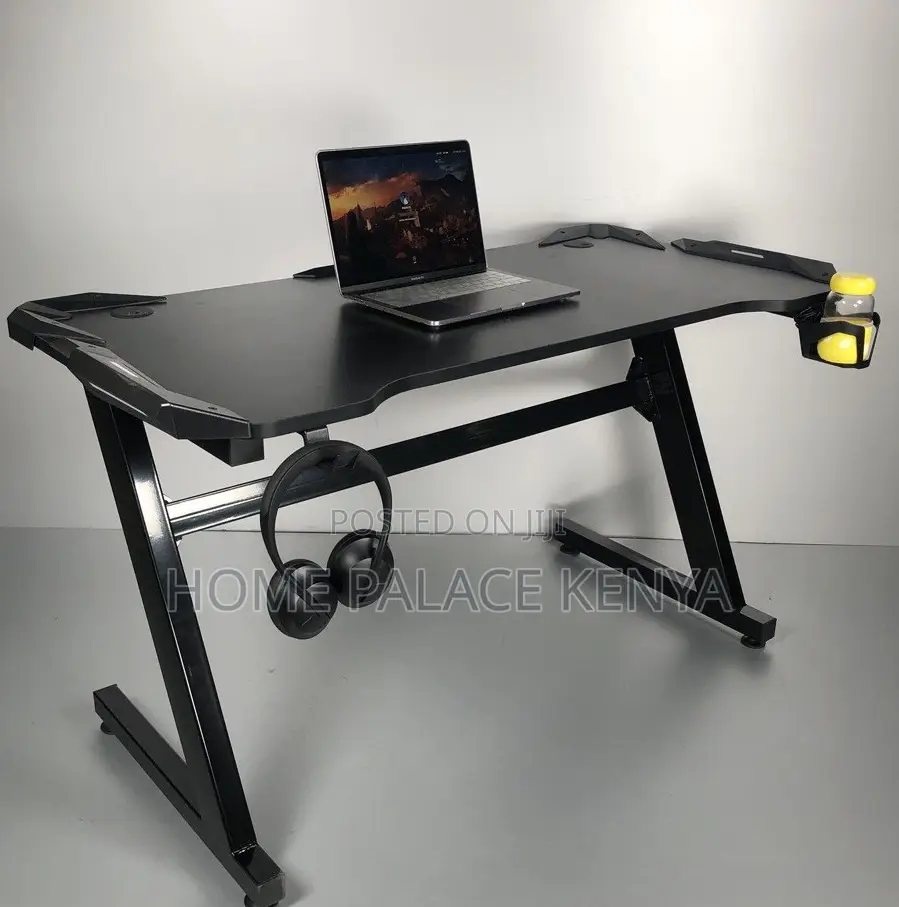 Gaming Table: Ergonomic Gaming Computer Table With Z Shaped Stand