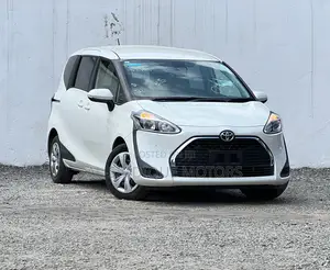 Toyota Sienta 1.5 FWD 2021 Pearl