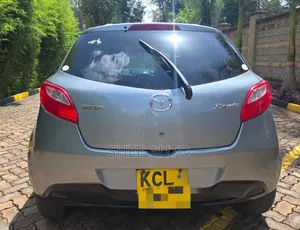 Mazda Demio 2011 Silver