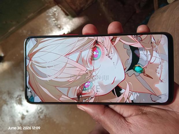 Vivo iQOO 128 GB Red - thumbnail 4