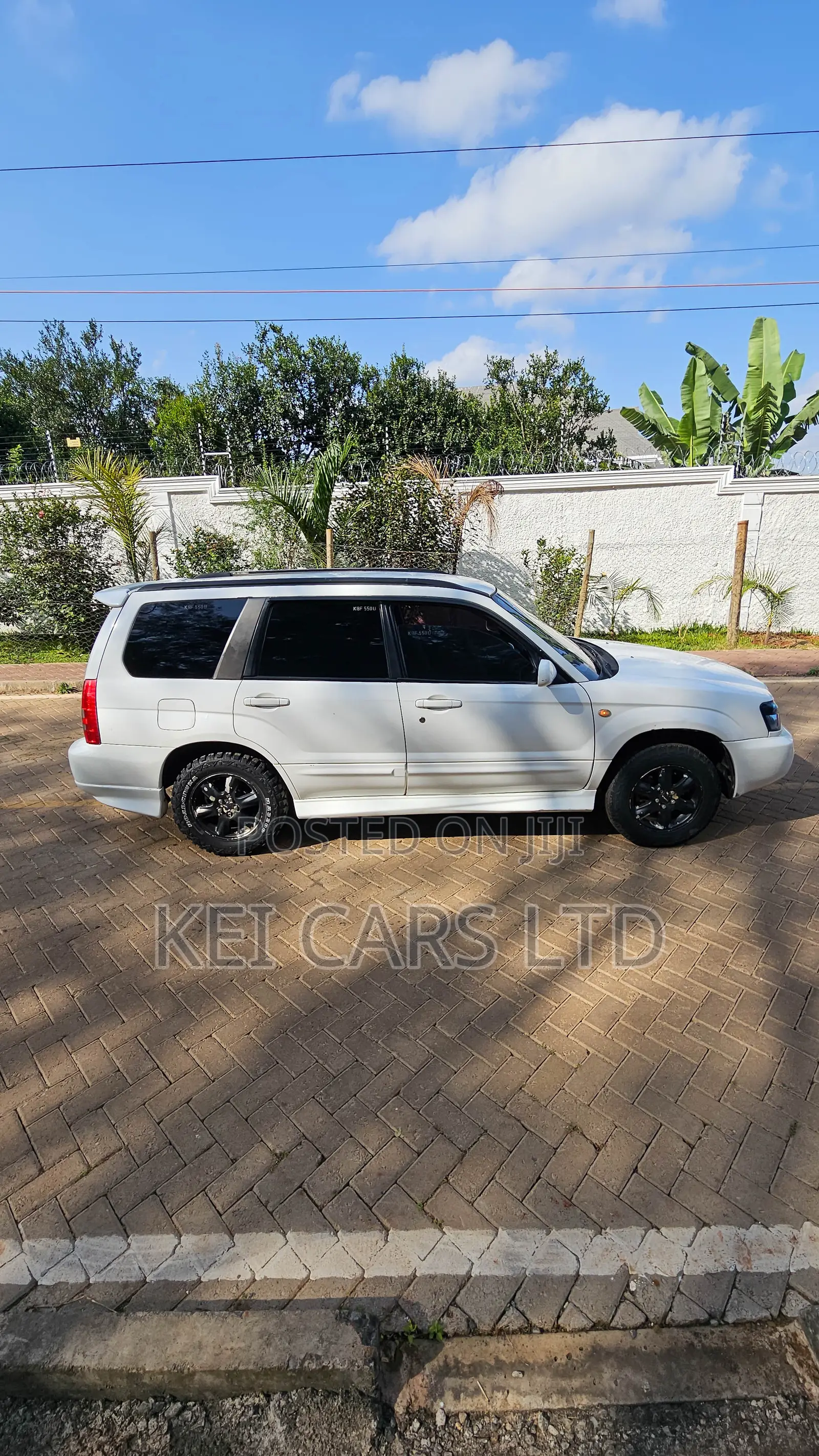 Subaru Forester 2002 White