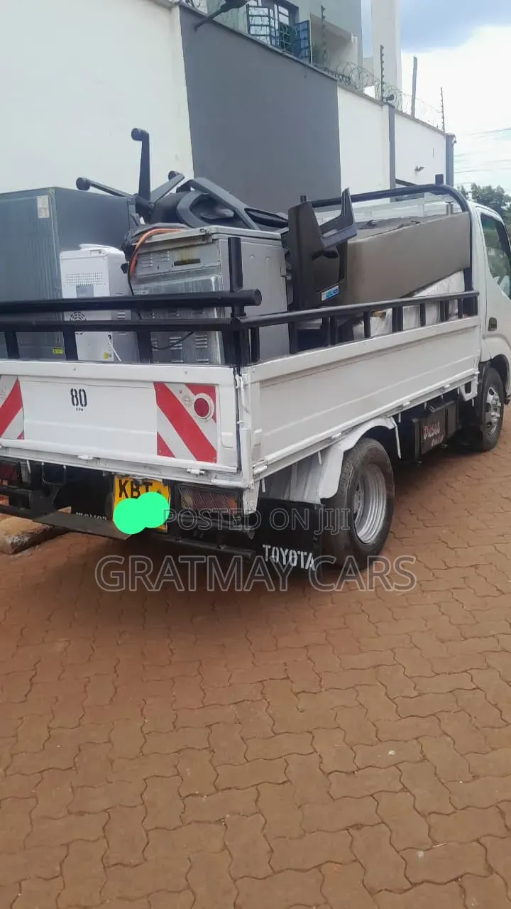 2005 Toyota Dyna