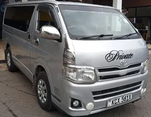 Toyota HiAce 2017 Silver
