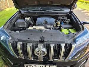 Toyota Land Cruiser Prado 2017 Black