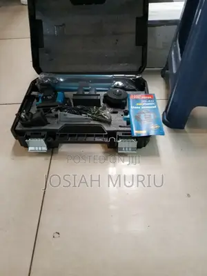 Makita Adjustable Laser Level