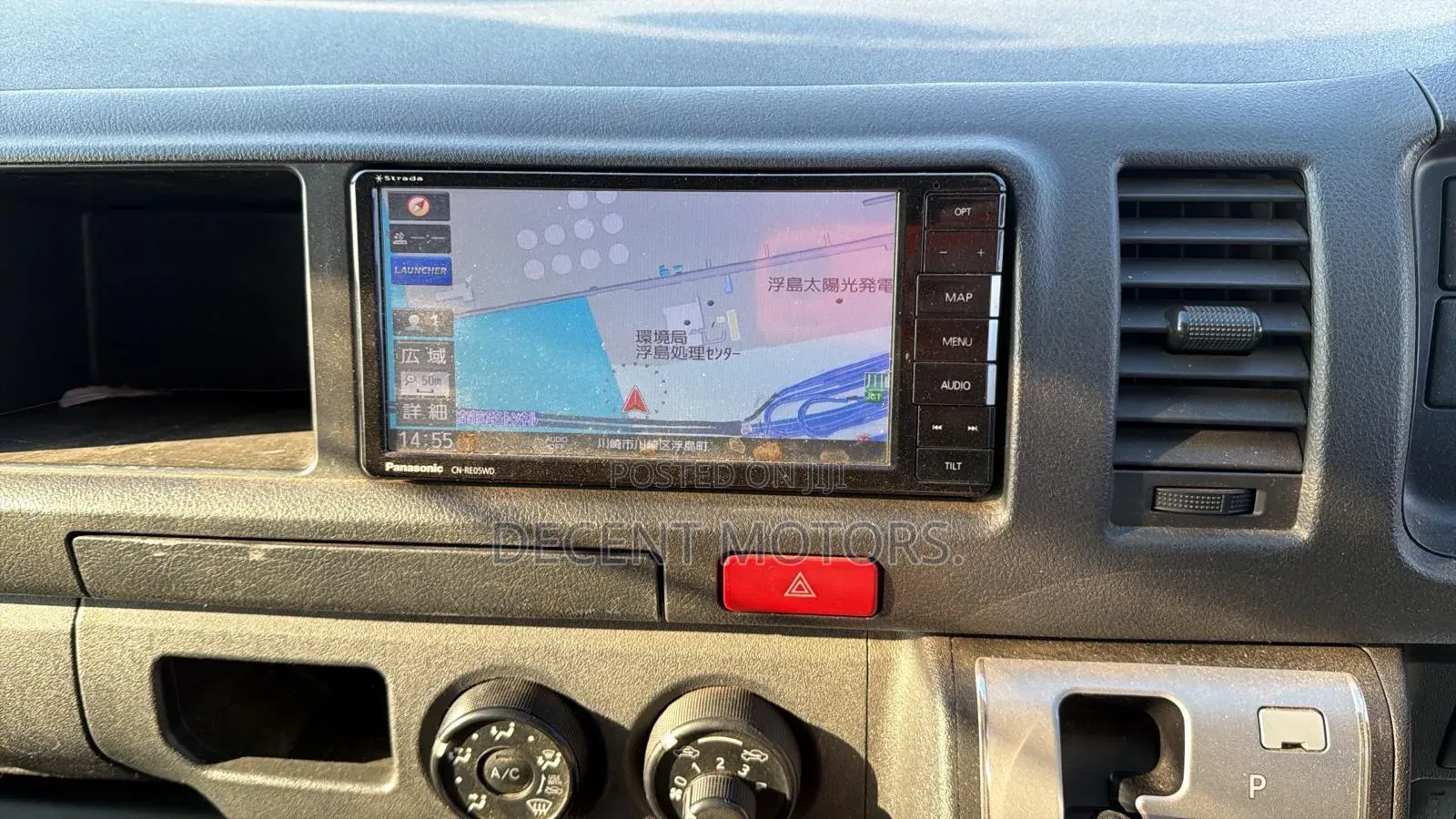 Toyota HiAce 2019 White
