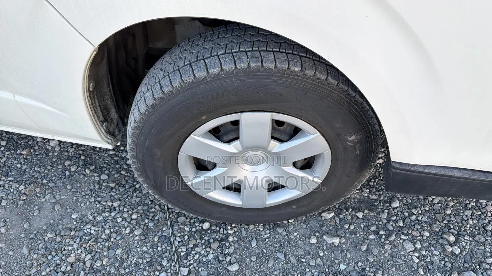 Toyota HiAce 2019 White