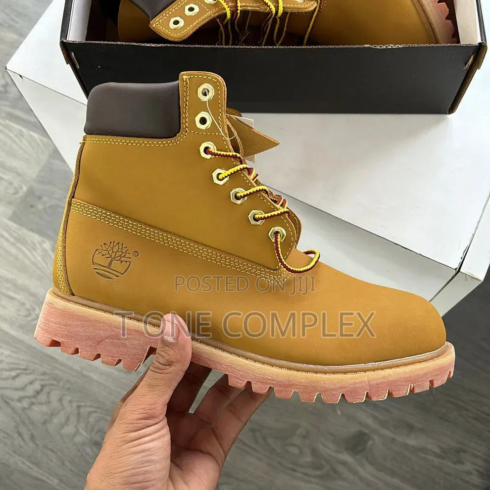 Original Quality Timberland Leather Boots Black and Brown