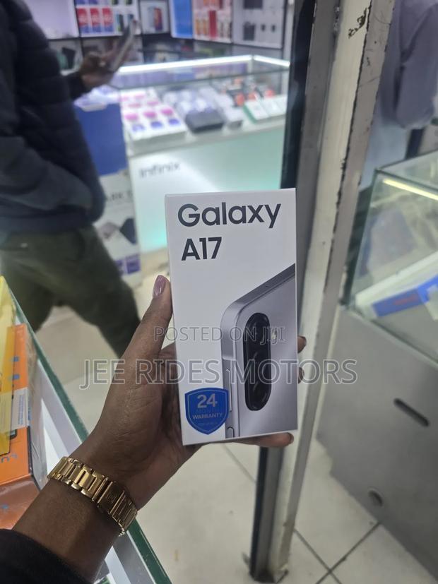 New Samsung Galaxy A17 128 GB Gray