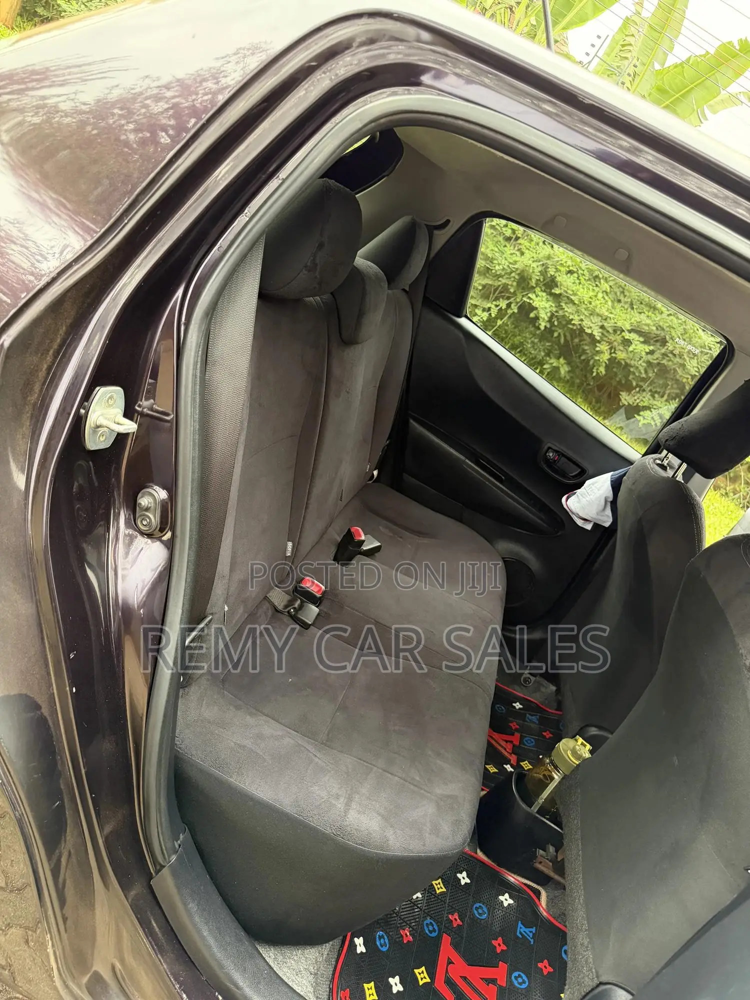Toyota Vitz 2014 Purple
