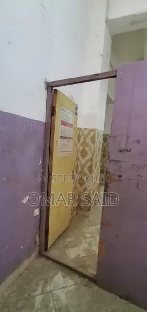 3 Bedroom + Shop 2 Toilets Fort Jeus