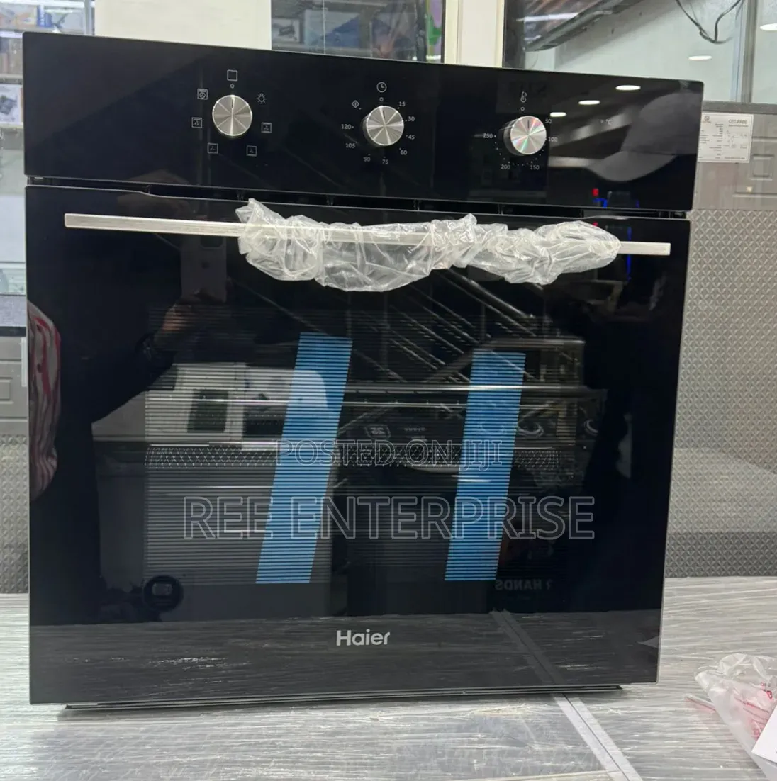 **Haier 67litres Built in Oven-Hom -6400b