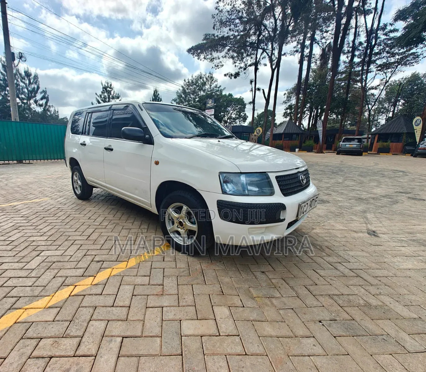 Toyota Succeed 2010 White