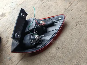 Tailight Nissan Ad Expert Y12