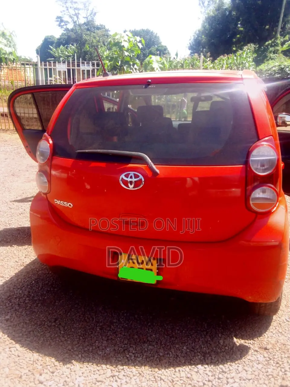 Toyota Passo 2012 Red