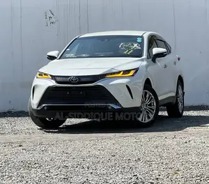 Toyota Harrier 2.0 2020  White 